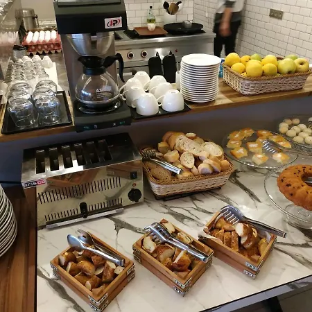 Bed and breakfast Bon Old 3*